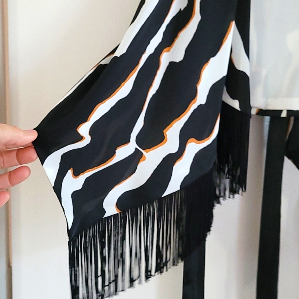 Cache animal print vest, waterfall front vest, fringed vest, leopard vest. sz.L - Picture 7 of 8